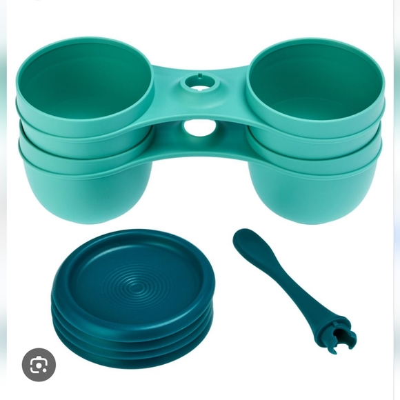 Tupperware Essentials Condiment Server New - Picture 3 of 4